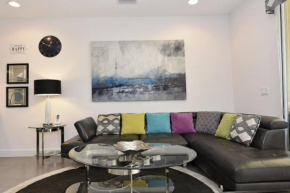 Beautiful 3-Bed Villa 10 Minutes From Disney - Serenity Resort townhouse